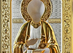 Великомученик Пантелеимон. Риза для иконы из серебра и меди.